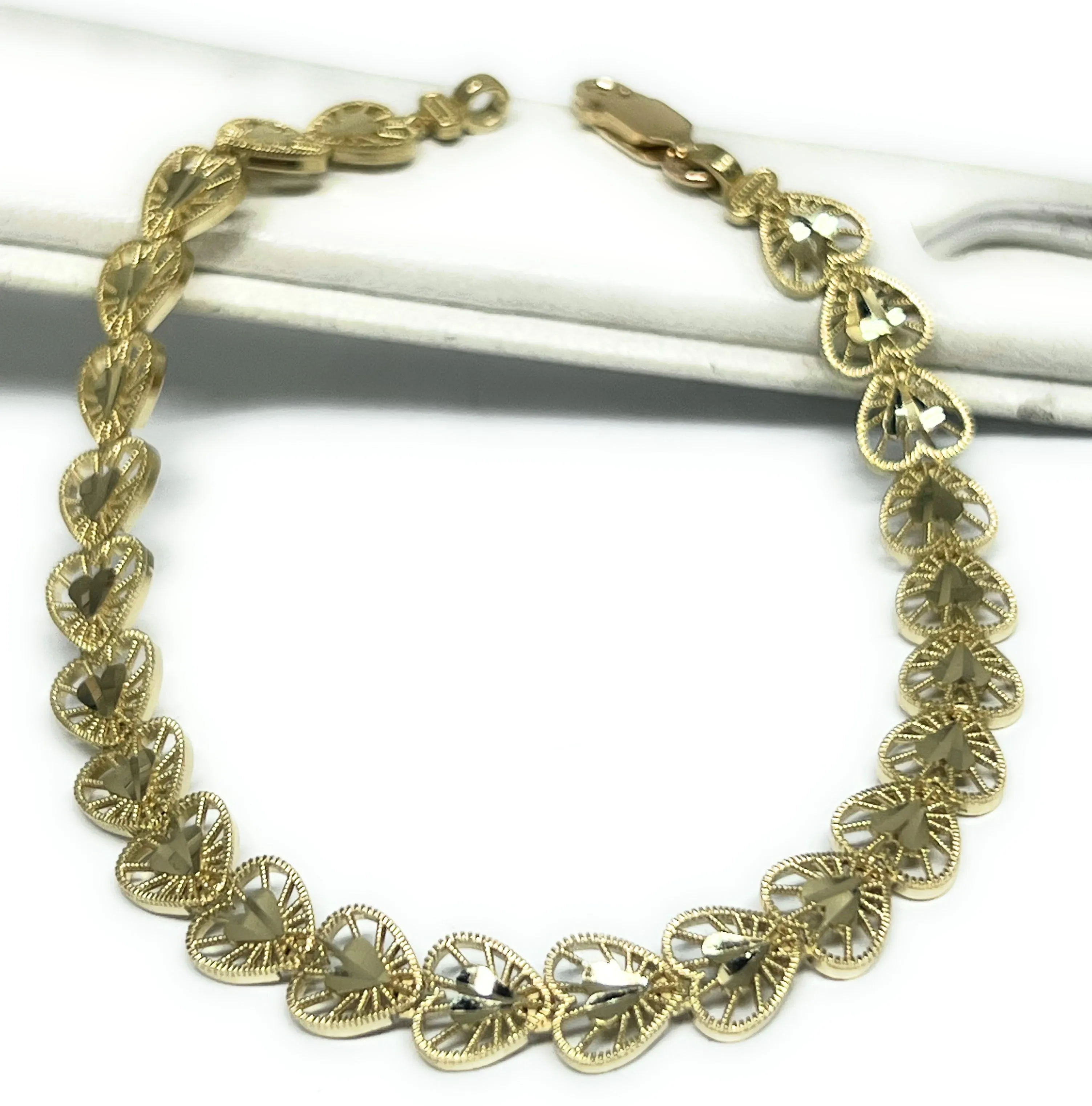 10k Solid Gold Yellow FILIGREE HEARTS 7.5 INCH 7MM BRRACELET