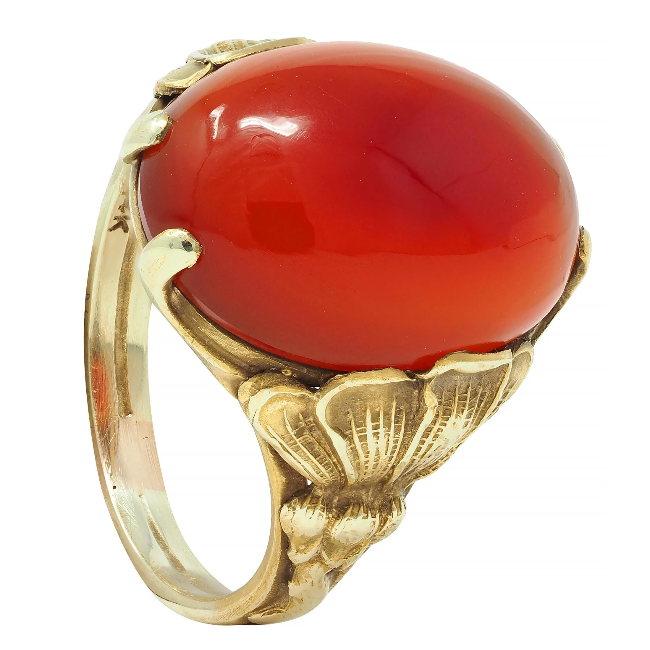 Art Nouveau Carnelian Cabochon 14 Karat Yellow Gold Antique Poppy Ring