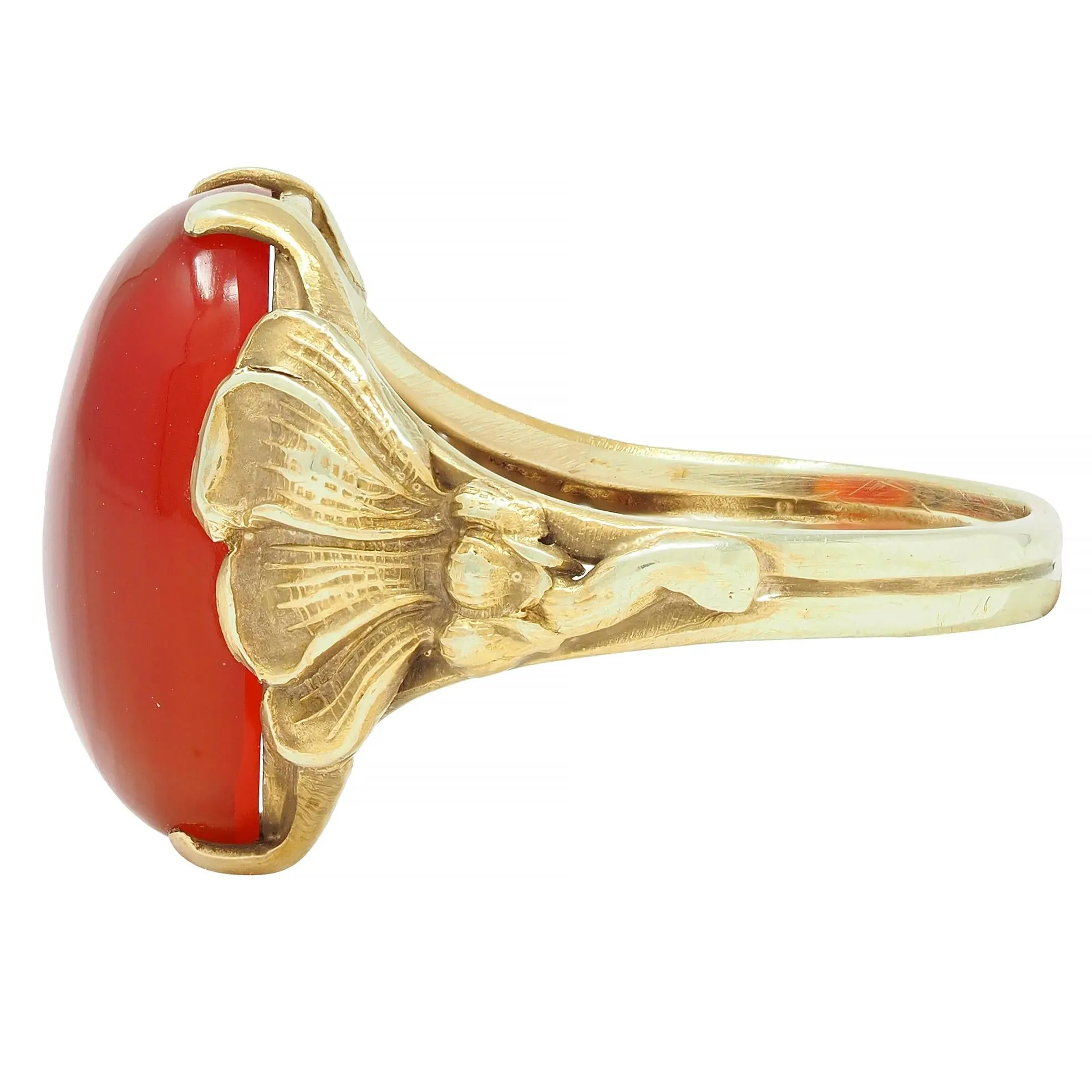 Art Nouveau Carnelian Cabochon 14 Karat Yellow Gold Antique Poppy Ring