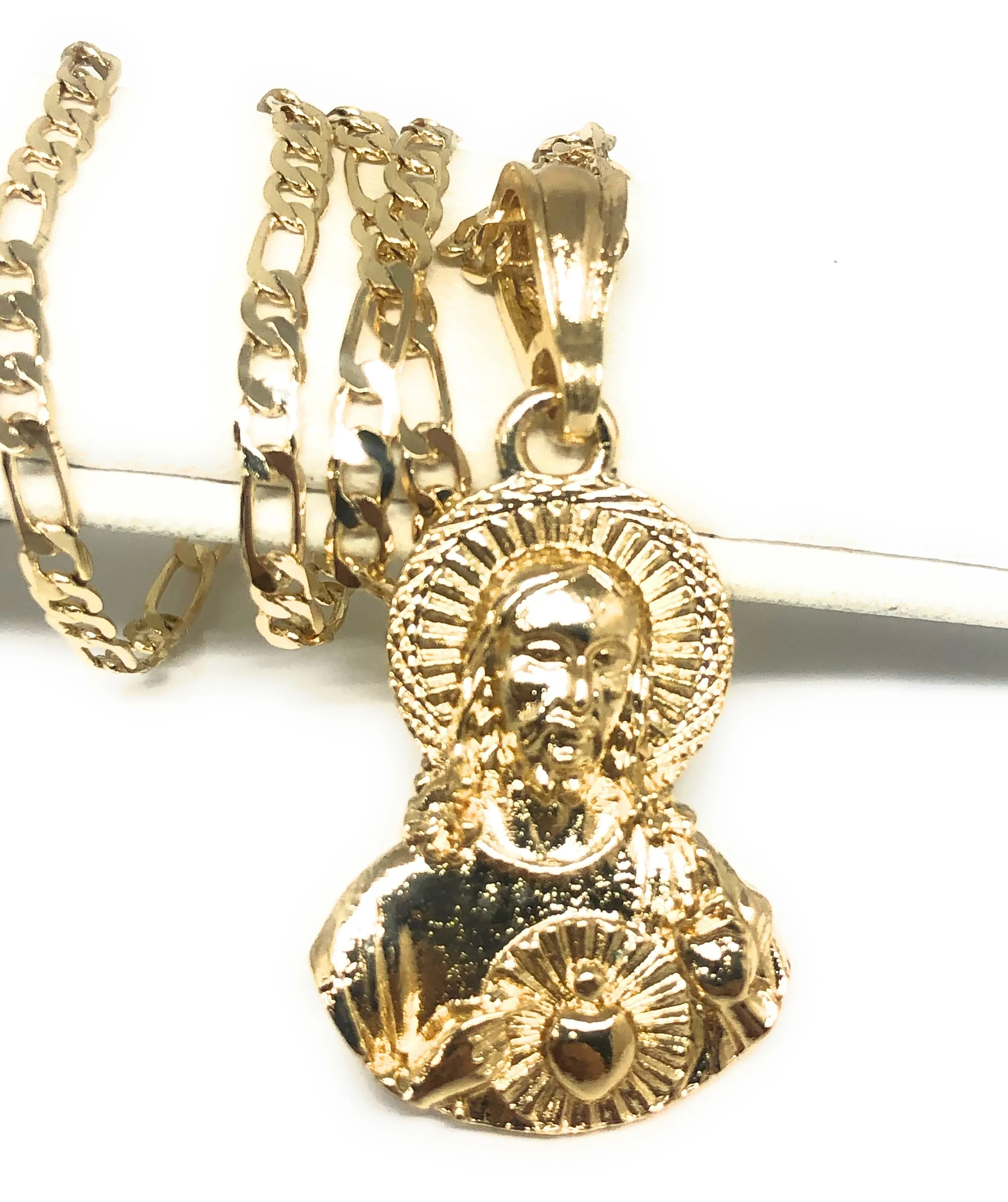 Gold Plated Jesus Sagrado Corazon Image Depiction Pendant 24 Figaro Chain