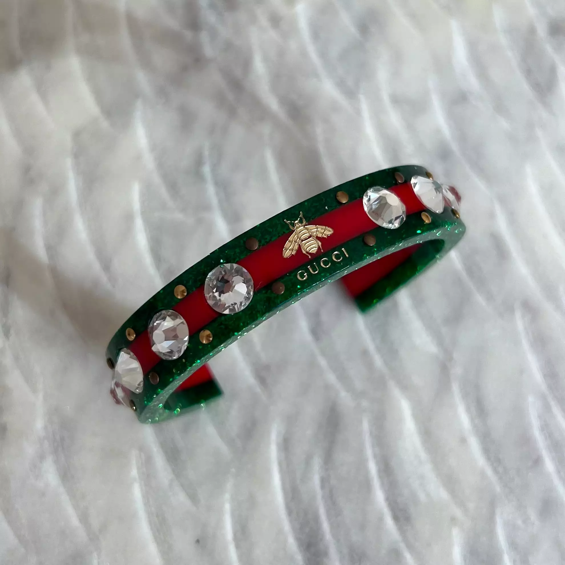 Gucci Sherry Line B Crystal Women's Jewelry Bangle Bracelet Red Golden Green