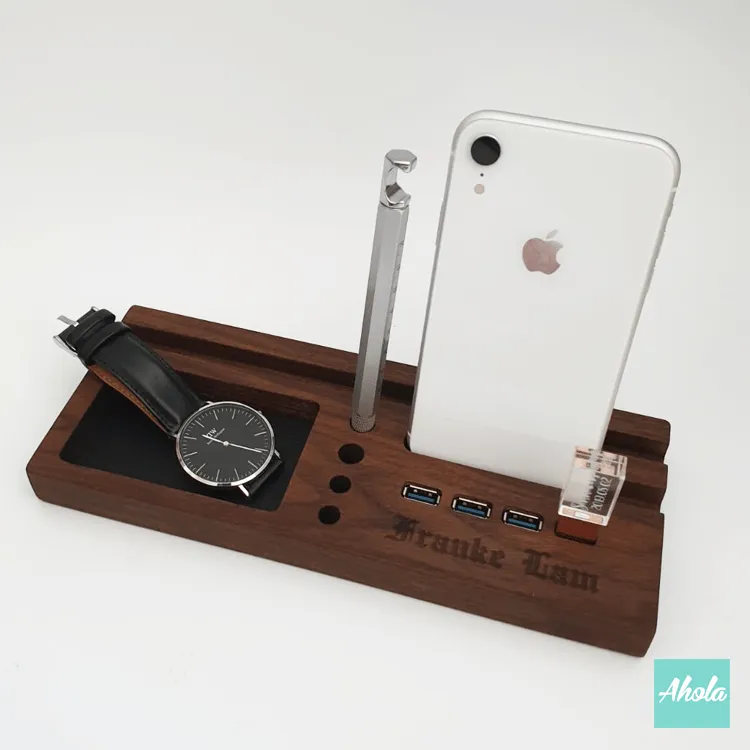 【Name】Engraved Wood USB Docking Station  實木刻字USB電腦分線器桌面架