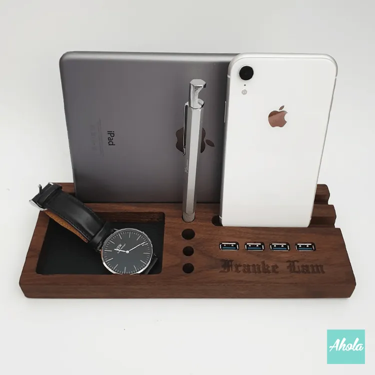 【Name】Engraved Wood USB Docking Station  實木刻字USB電腦分線器桌面架