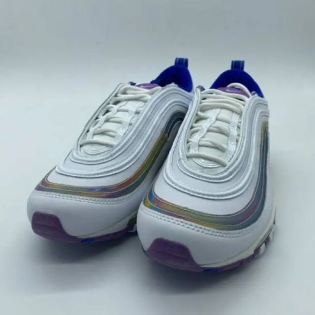 Niike Women's Max 97 SE White Iridescent Striped Size 6 ...