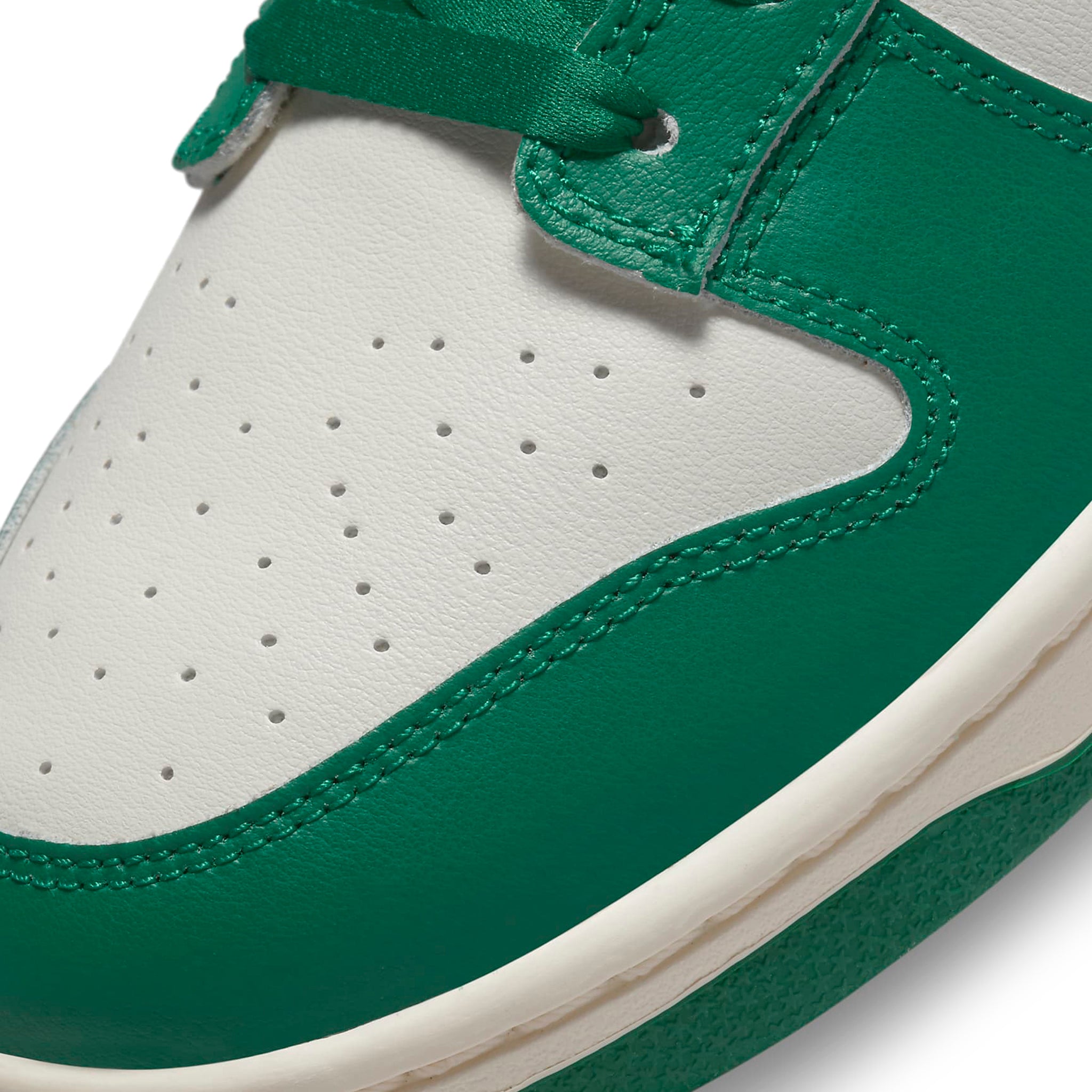 Nike Dunk Low SE Lottery Pack Malachite Green