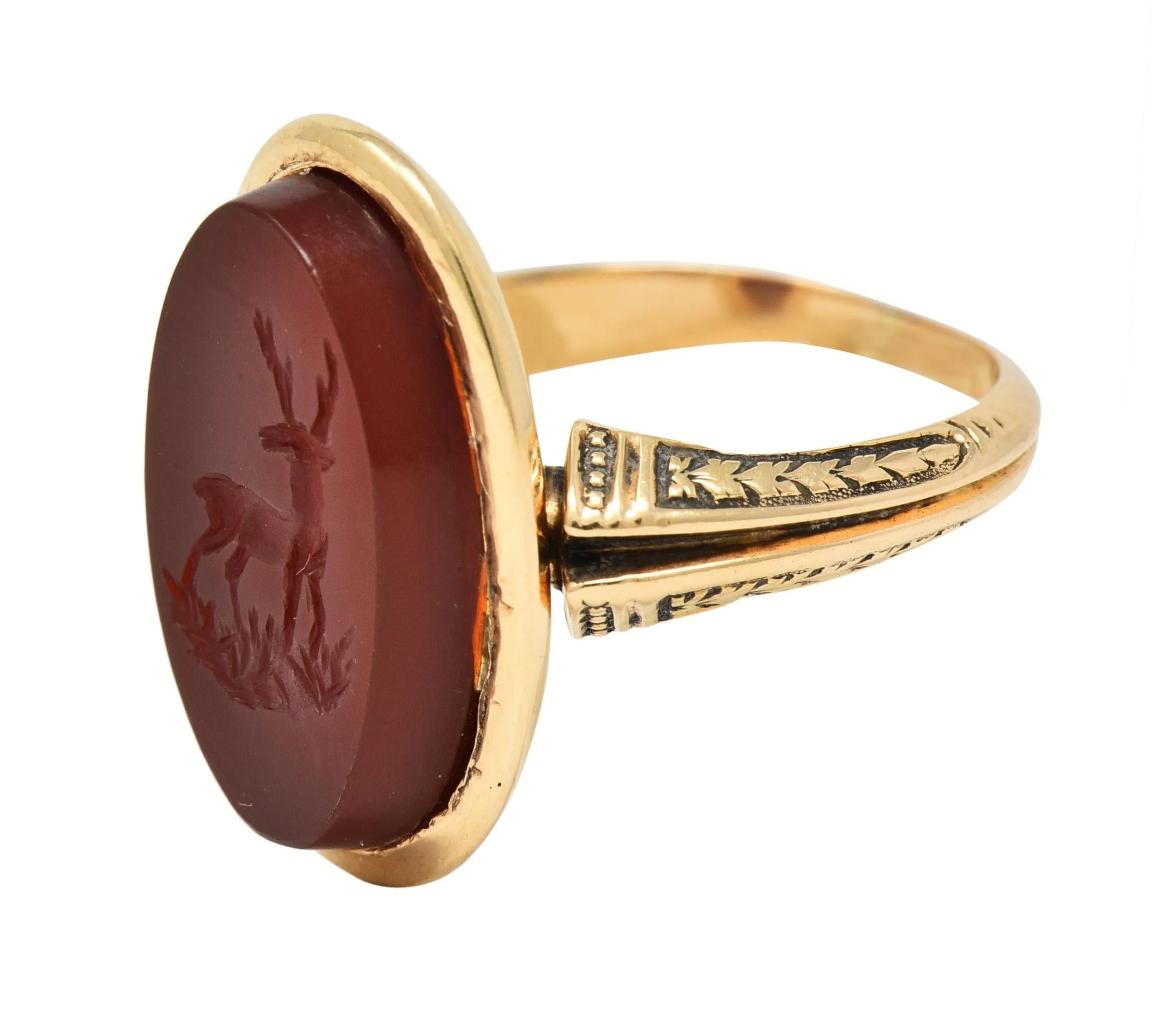 Victorian Carnelian 18 Karat Yellow Gold Stag Deer Intaglio Antique Signet Ring