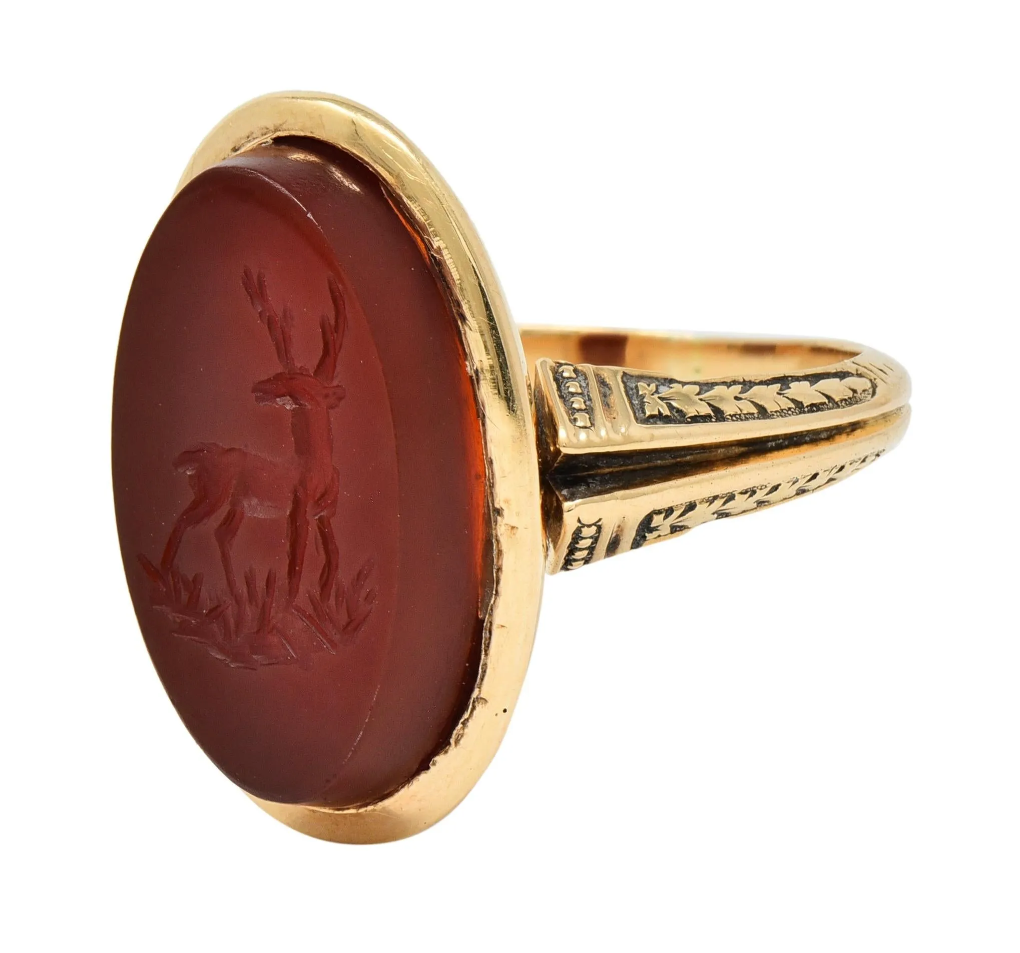 Victorian Carnelian 18 Karat Yellow Gold Stag Deer Intaglio Antique Signet Ring