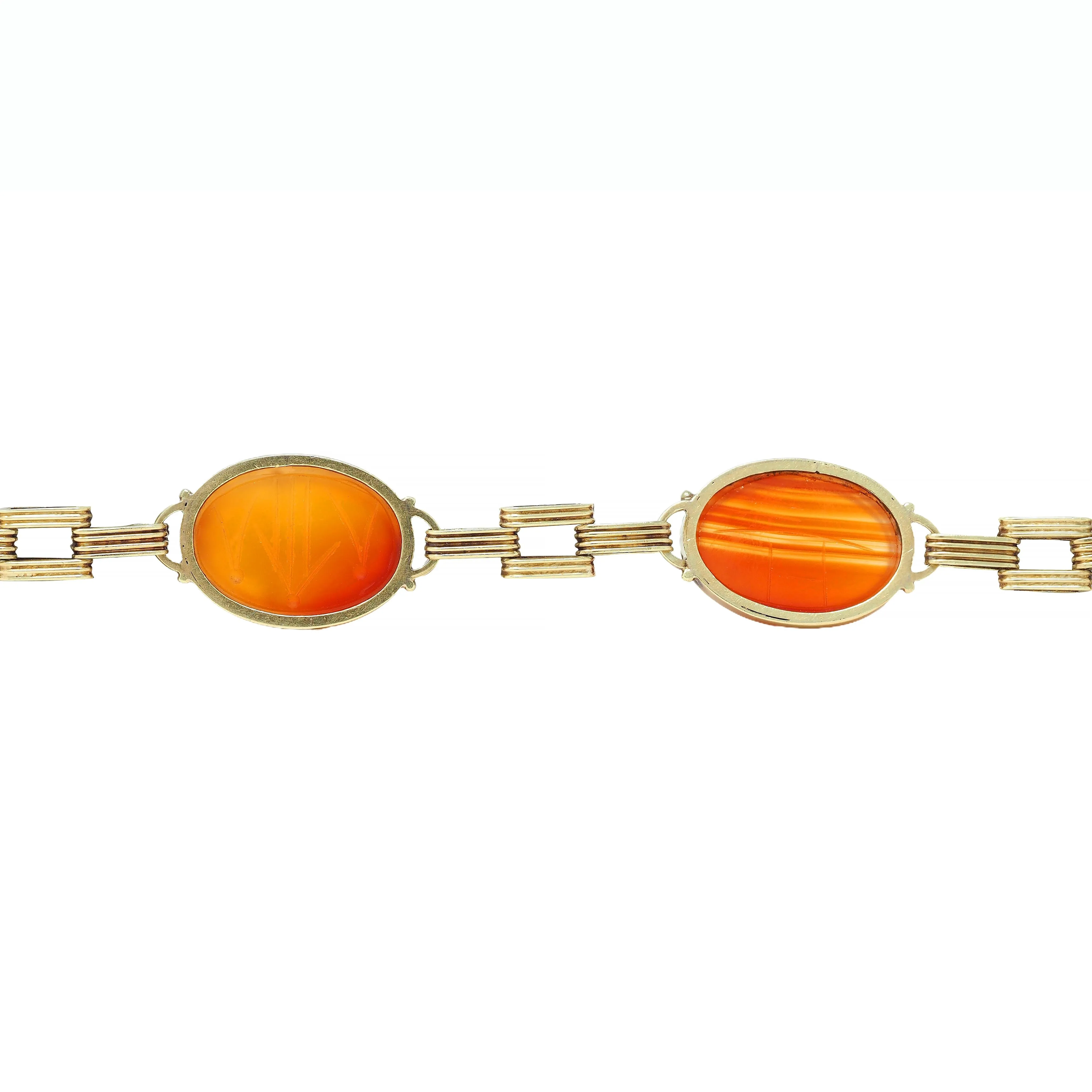 Victorian Egyptian Revival Carnelian 14 Karat Yellow Gold Antique Scarab Link Bracelet