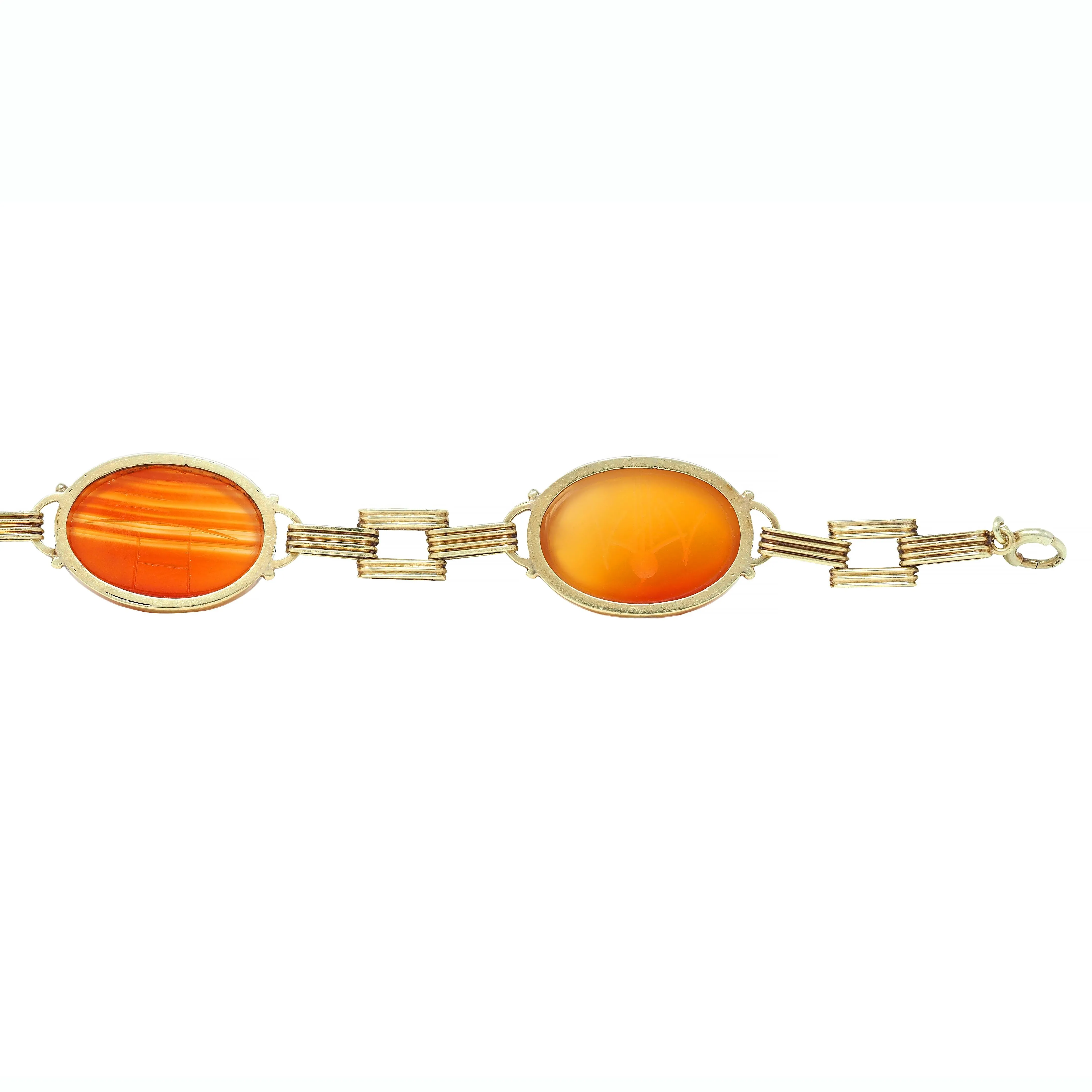 Victorian Egyptian Revival Carnelian 14 Karat Yellow Gold Antique Scarab Link Bracelet