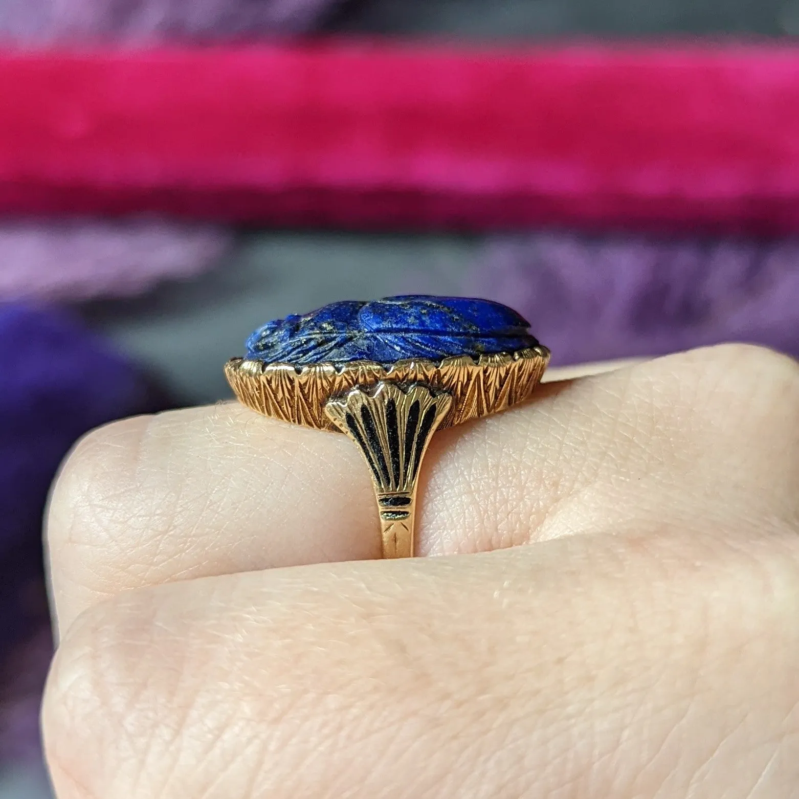 Vintage Etruscan Revival Lapis Lazuli 14 Karat Yellow Gold Scarab Antique Ring