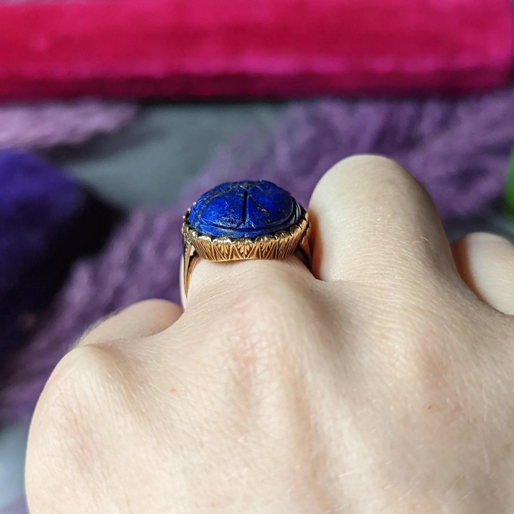 Vintage Etruscan Revival Lapis Lazuli 14 Karat Yellow Gold Scarab Antique Ring